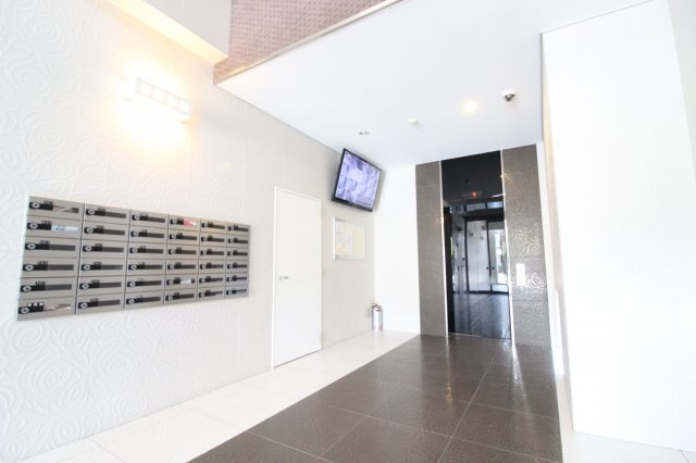 2/3 エントランス