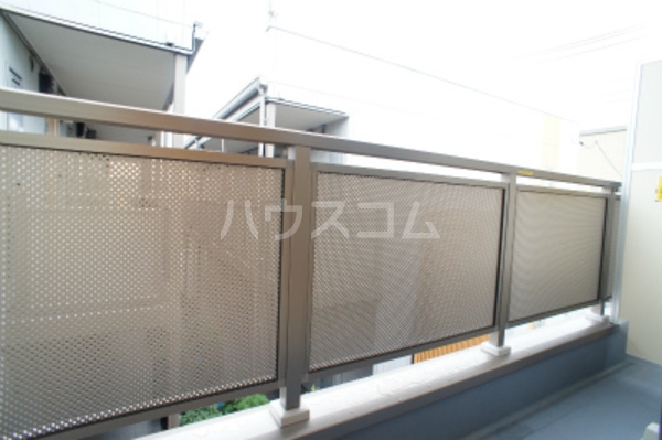 18/28 バルコニー