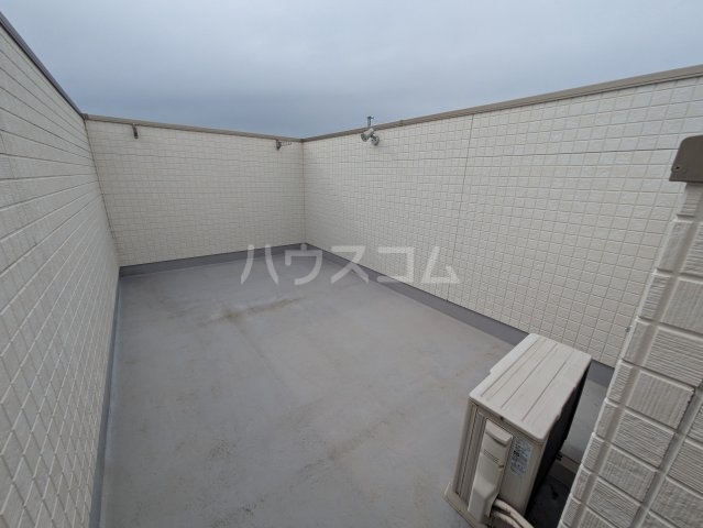 13/21 バルコニー