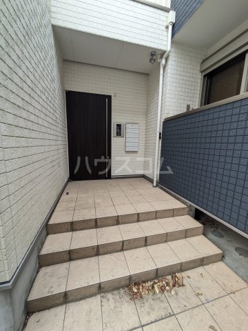 19/21 エントランス