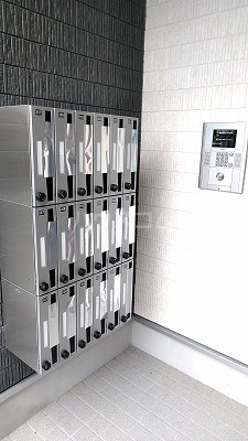 19/29 エントランス