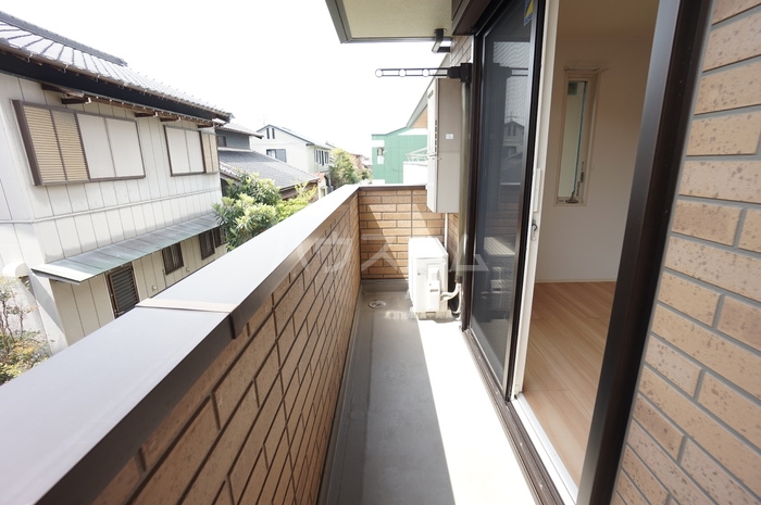 23/30 バルコニー