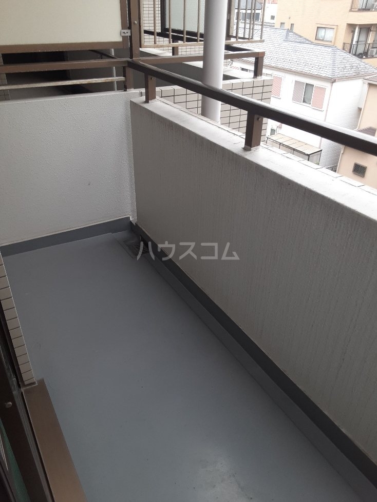 19/30 バルコニー