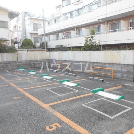 29/30 駐車場