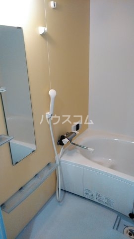 13/30 浴室