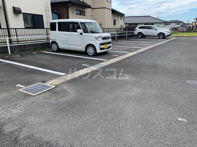 24/26 駐車場
