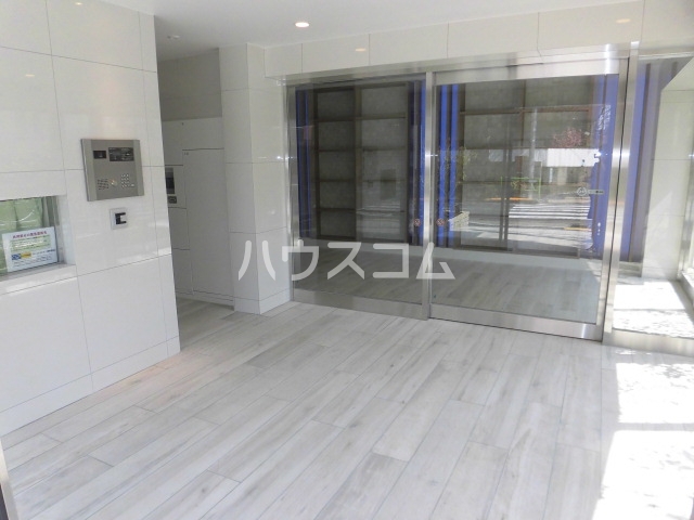 21/29 エントランス