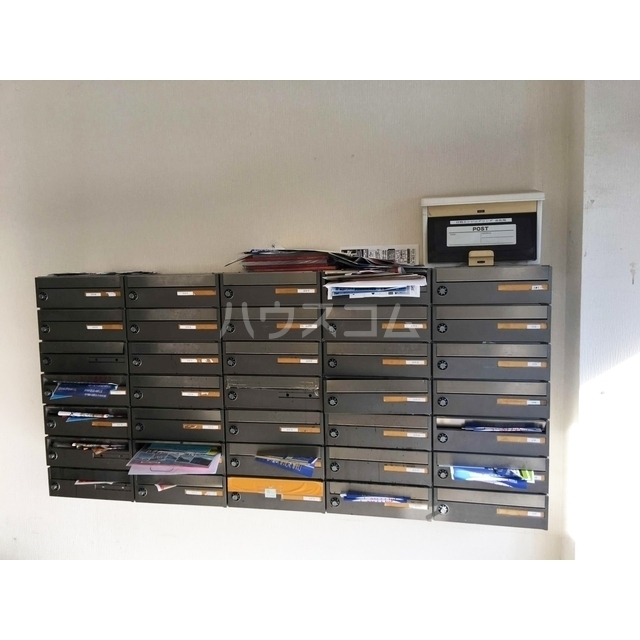 17/20 エントランス