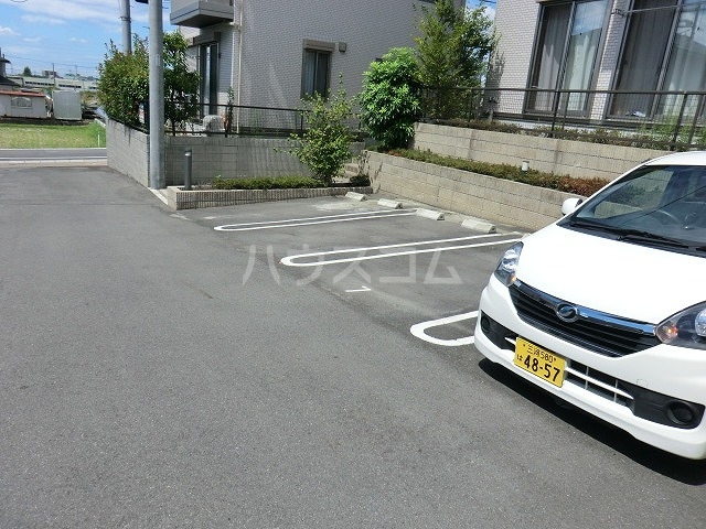 22/30 駐車場
