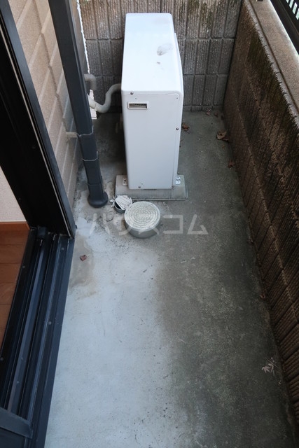 13/23 バルコニー