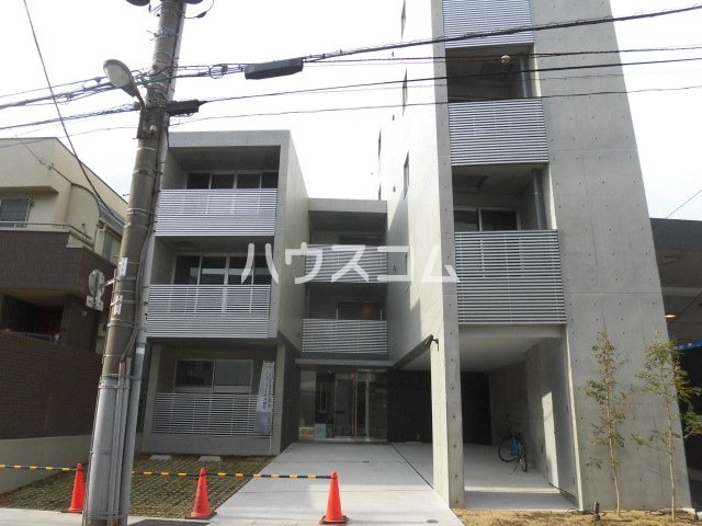 19/24 エントランス
