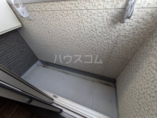 19/30 バルコニー