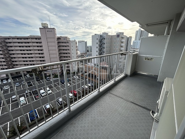 23/30 バルコニー