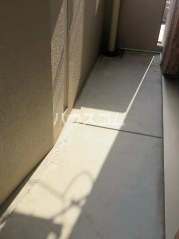 13/23 バルコニー