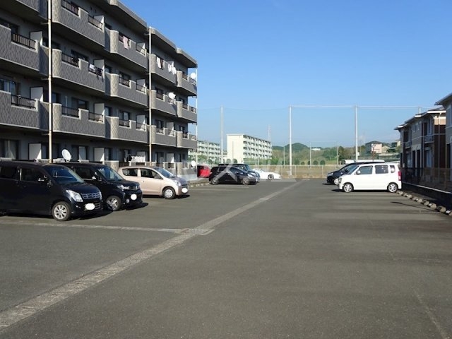 15/16 駐車場