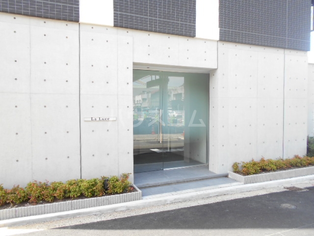 2/11 エントランス