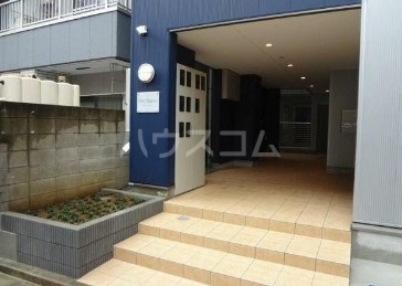 14/21 エントランス