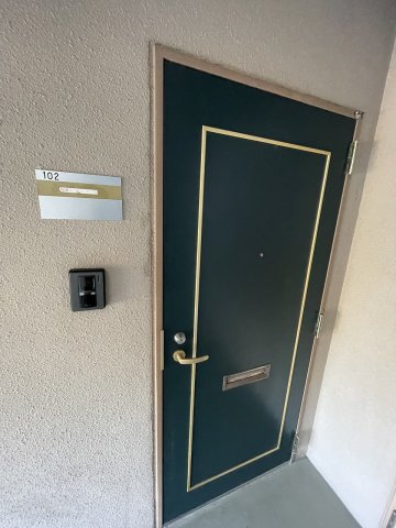 14/30 玄関