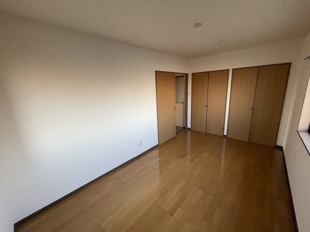 13/30 寝室