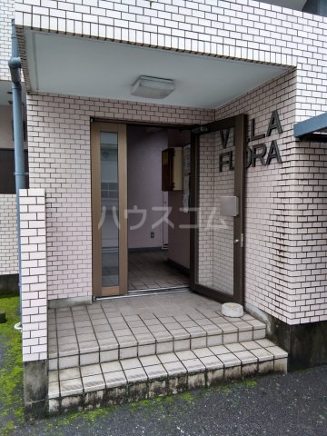 14/19 エントランス