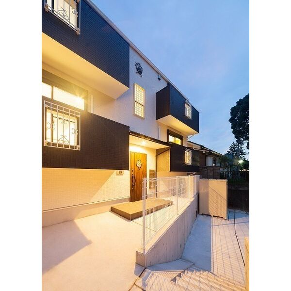 19/29 エントランス