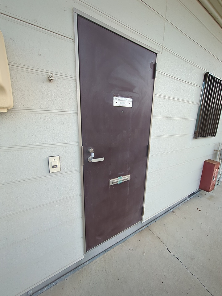 18/22 エントランス