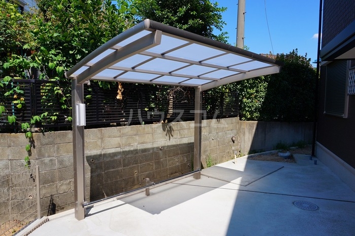 16/22 エントランス