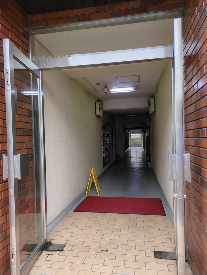 16/24 エントランス