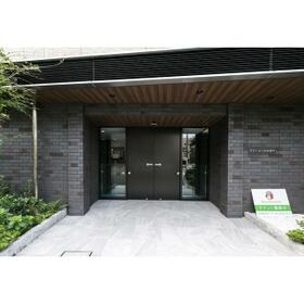 16/26 エントランス