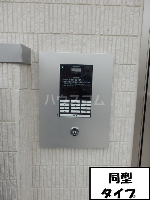 15/25 エントランス