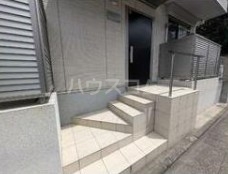 14/21 エントランス