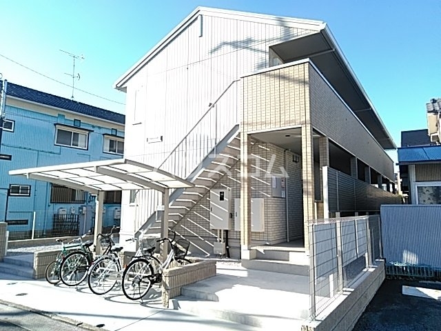 14/22 エントランス