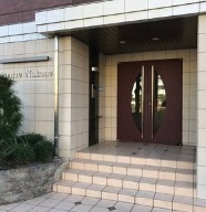 21/28 エントランス