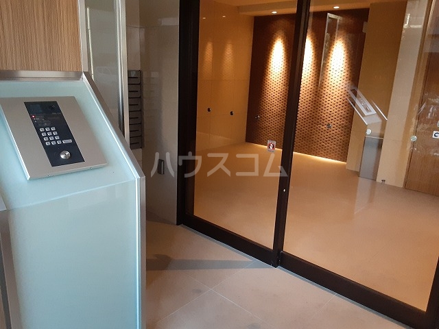 3/6 エントランス