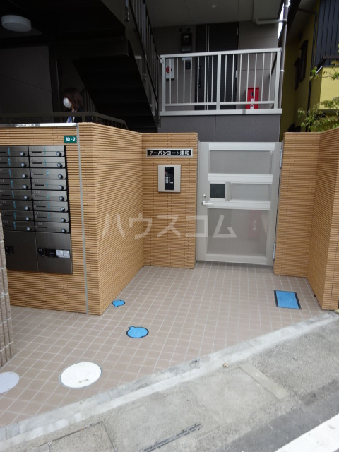 22/29 エントランス