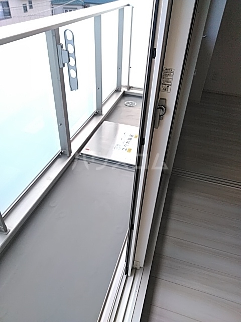 19/26 バルコニー