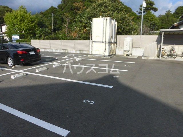25/30 駐車場