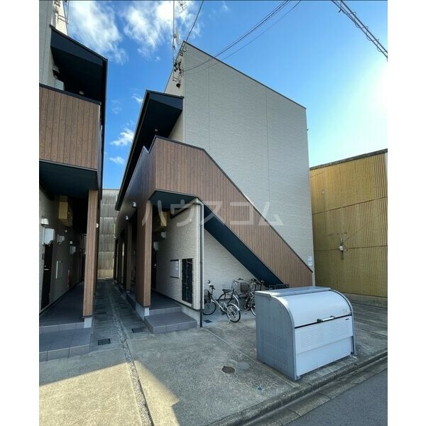 1/15 外観