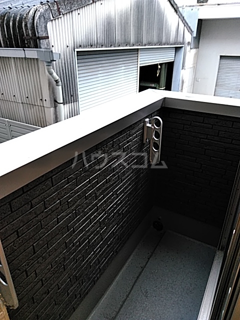 20/30 バルコニー