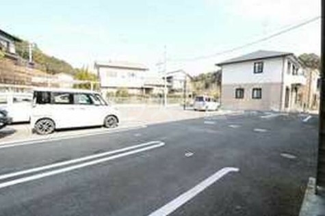 14/18 駐車場