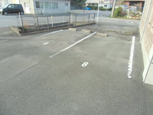 22/30 駐車場