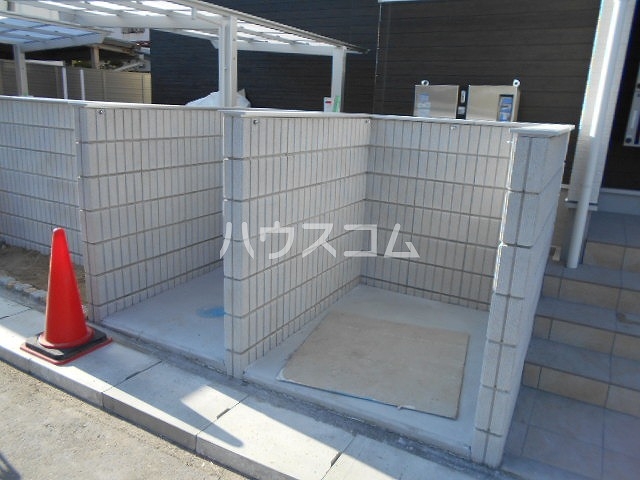 2/30 外観