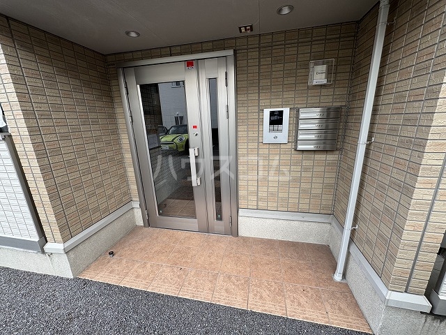 2/6 エントランス