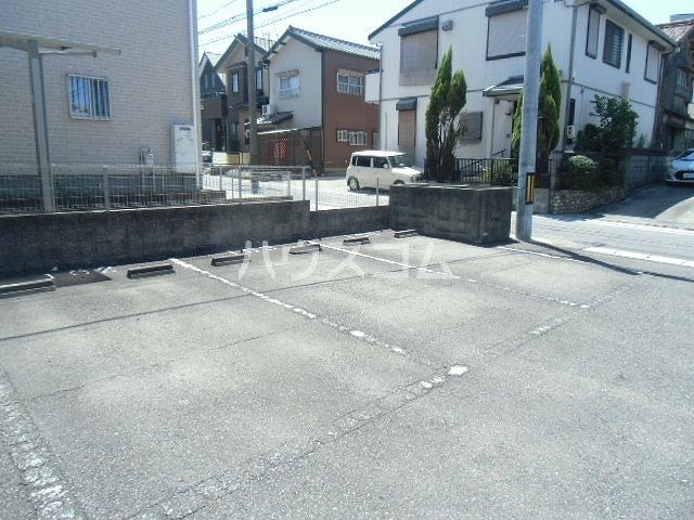 4/8 駐車場