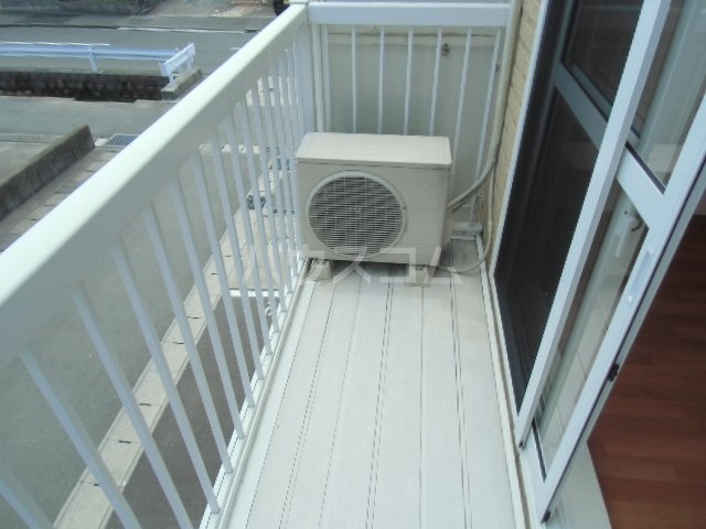 17/23 バルコニー