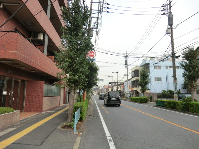 21/30 エントランス