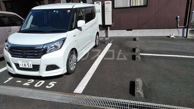 26/30 駐車場