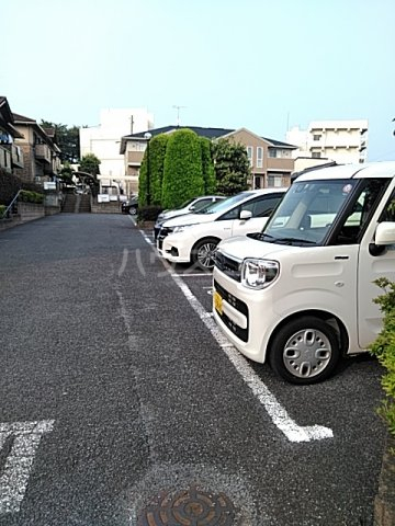 23/24 駐車場