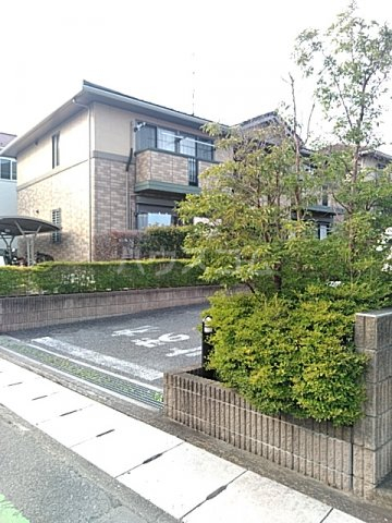 22/24 エントランス