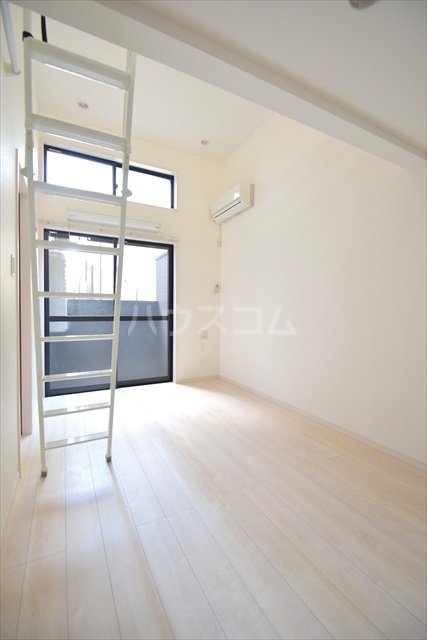 14/27 バルコニー